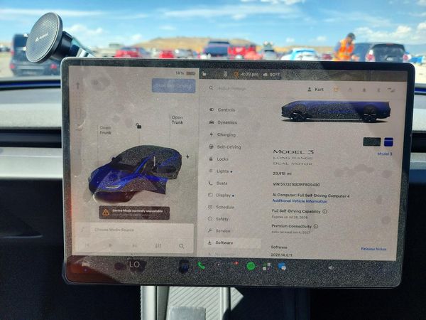 2024 TESLA MODEL 3