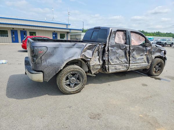2012 TOYOTA TUNDRA SR5
