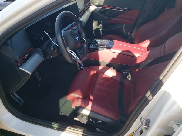 2024 BMW I5