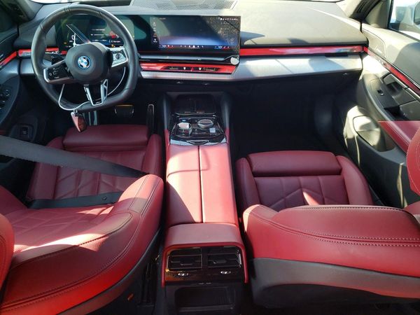 2024 BMW I5