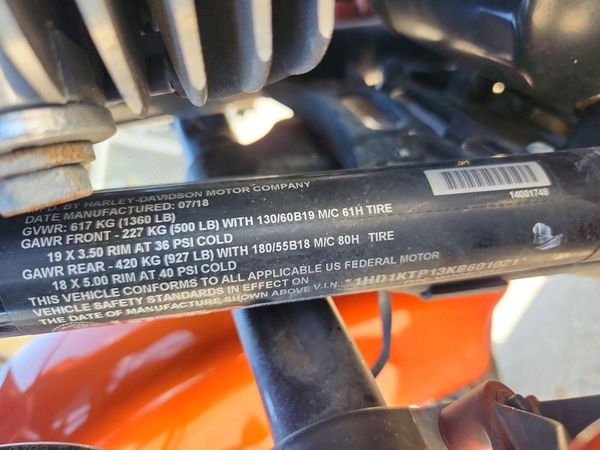 2019 HARLEY-DAVIDSON FL