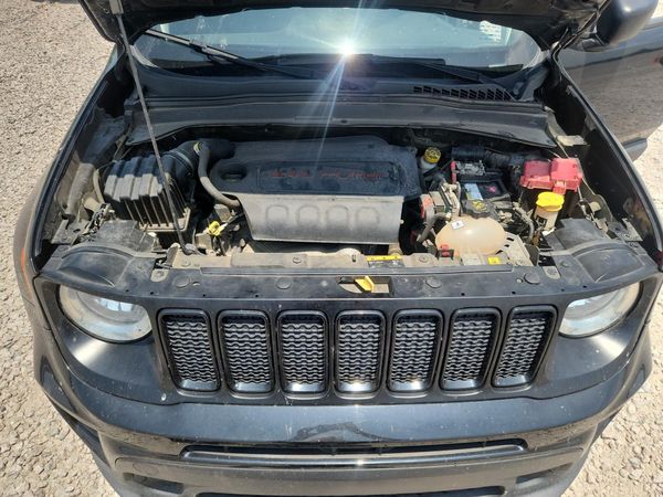 2021 JEEP RENEGADE — Engine bay