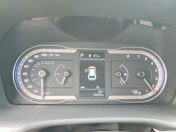 2024 HYUNDAI TUCSON SE