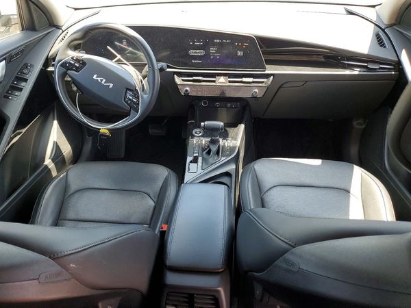 2024 KIA NIRO
