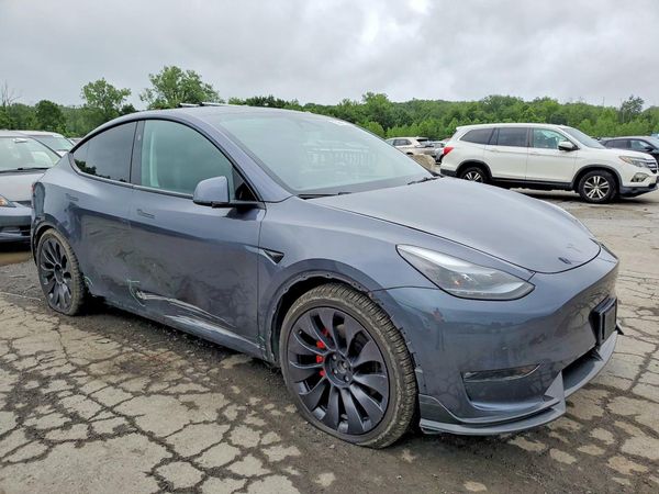 2023 TESLA MODEL Y