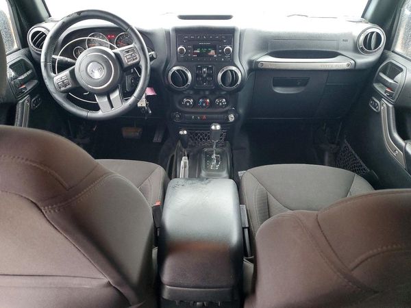 2017 JEEP WRANGLER UNLIMITED SPORT 4X4