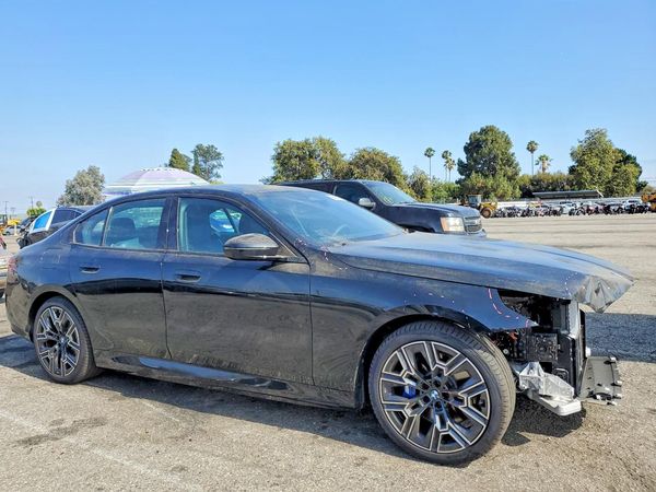 2026 BMW I5