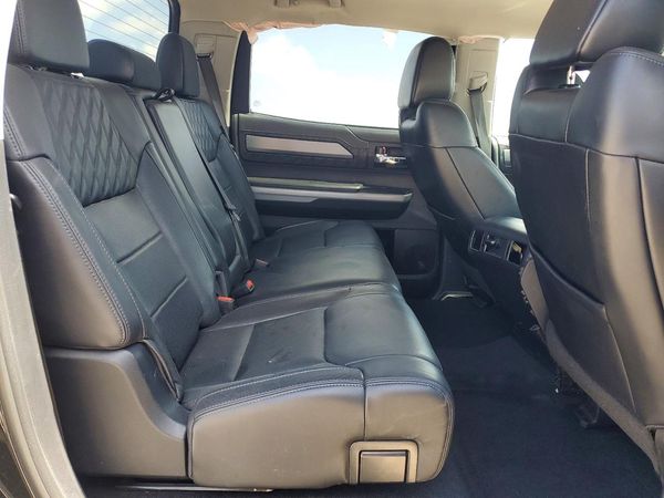 2019 TOYOTA TUNDRA