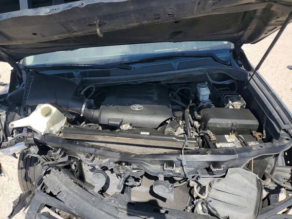 2019 TOYOTA TUNDRA