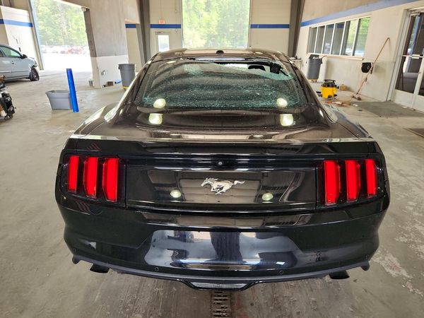 2017 FORD MUSTANG I4 Coupe