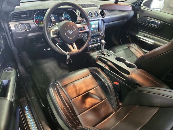 2017 FORD MUSTANG I4 Coupe