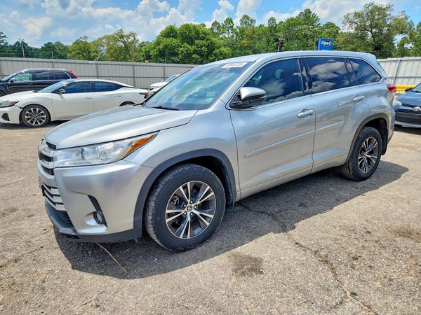 2018 TOYOTA HIGHLANDER