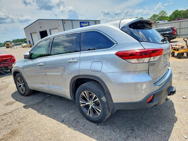 2018 TOYOTA HIGHLANDER
