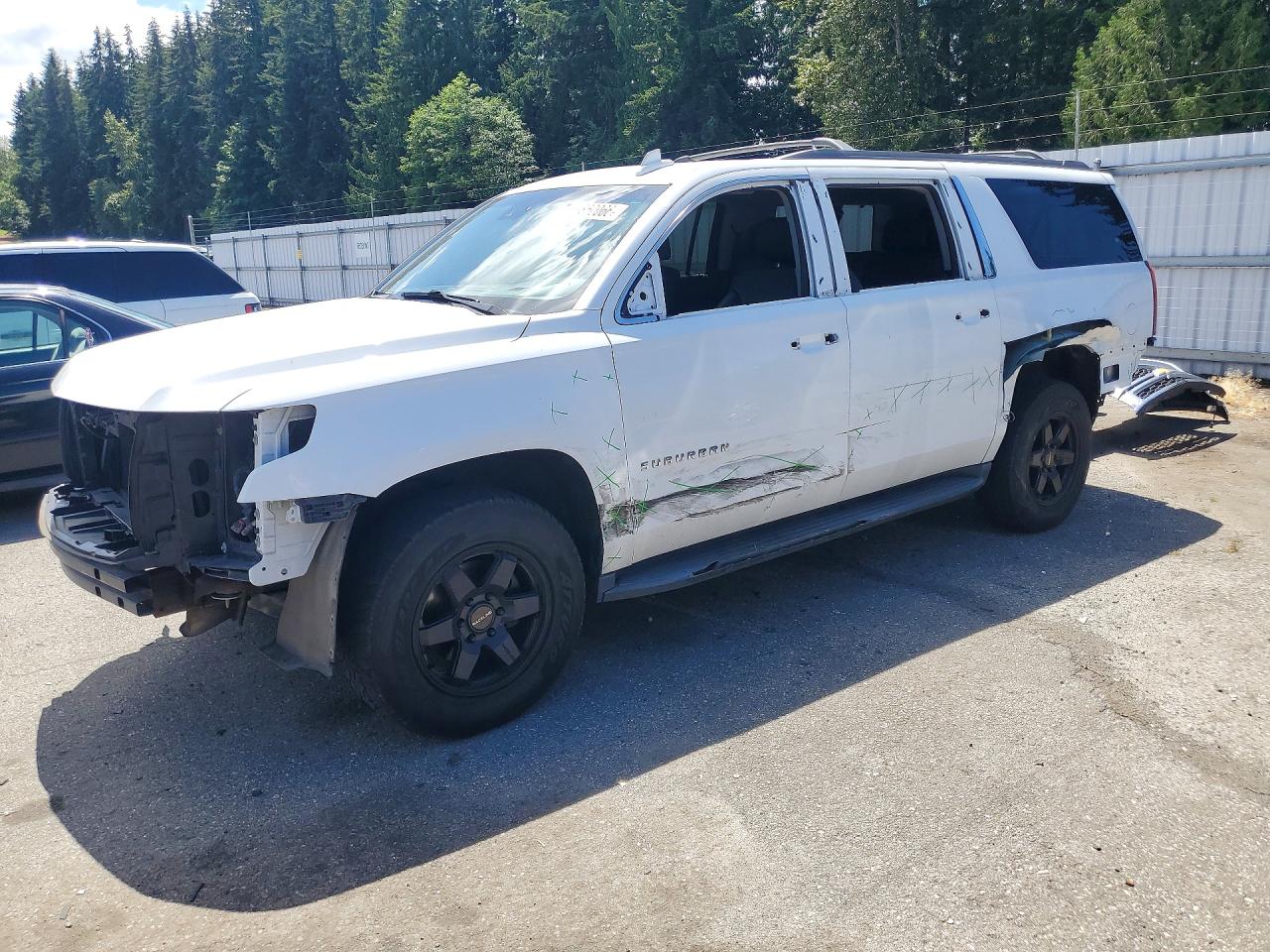 2016 CHEVROLET SUBURBAN LT