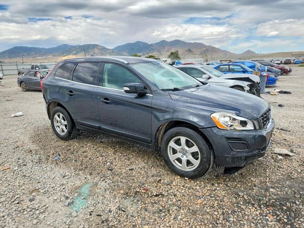 2013 VOLVO XC60