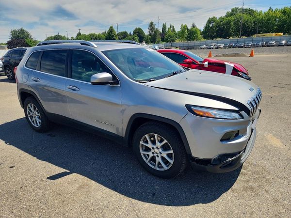 2017 JEEP CHEROKEE LATITUDE 4X4