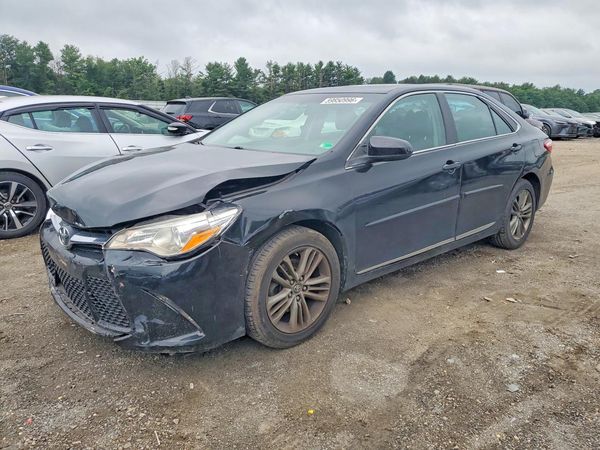 2017 TOYOTA CAMRY