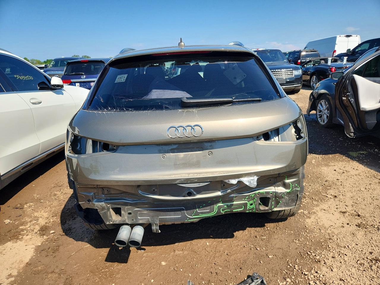 2015 AUDI Q3 quattro Premium Plus