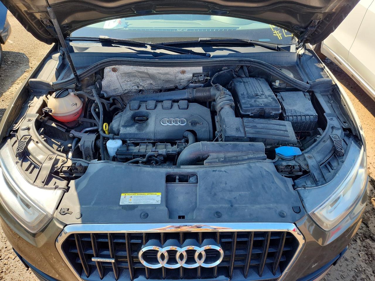 2015 AUDI Q3 quattro Premium Plus