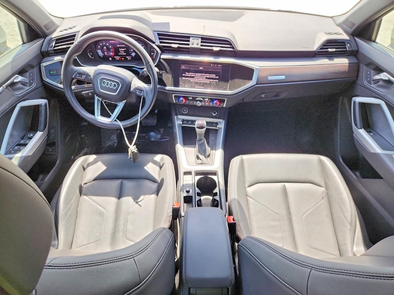2022 AUDI Q3 quattro Premium