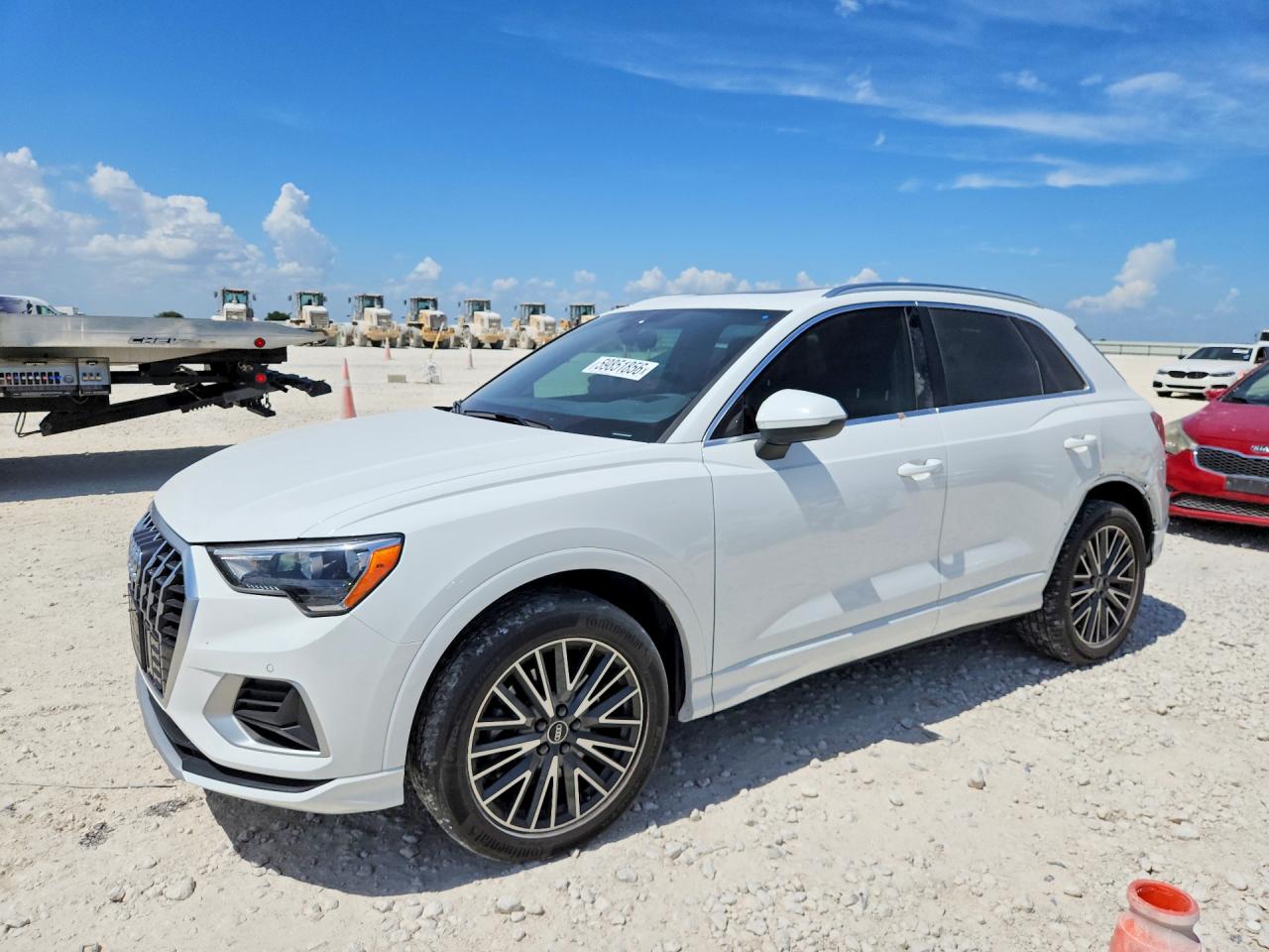 2022 AUDI Q3 quattro Premium