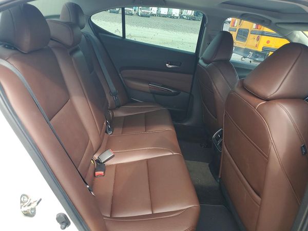 2016 ACURA TLX Base
