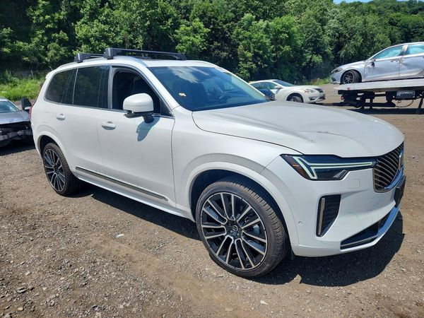 2026 VOLVO XC90 Plus Bright