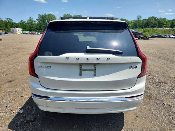 2026 VOLVO XC90 Plus Bright
