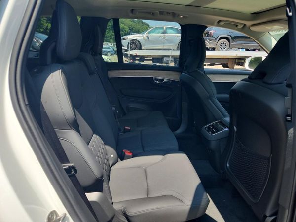 2026 VOLVO XC90 Plus Bright