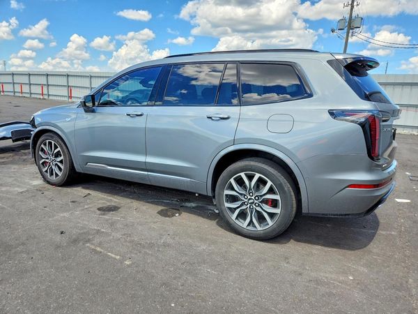 2023 CADILLAC XT6
