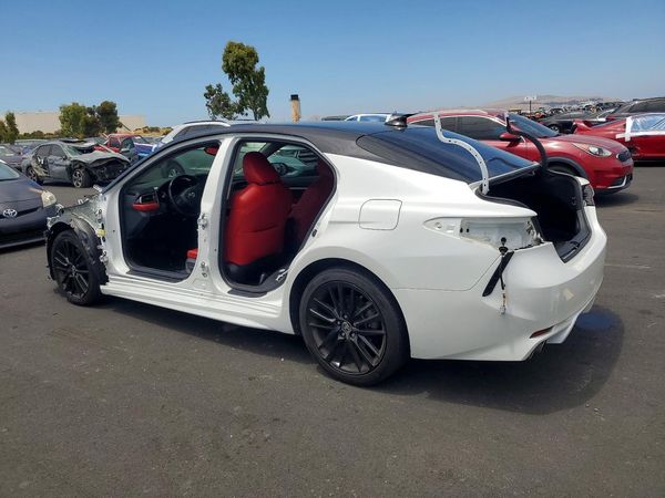 2022 TOYOTA CAMRY XSE
