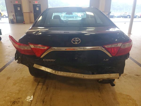 2015 TOYOTA CAMRY
