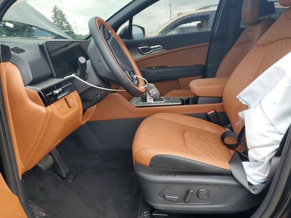 2026 KIA SPORTAGE X-LINE