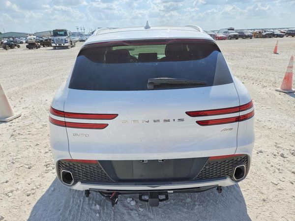 2024 GENESIS GV70