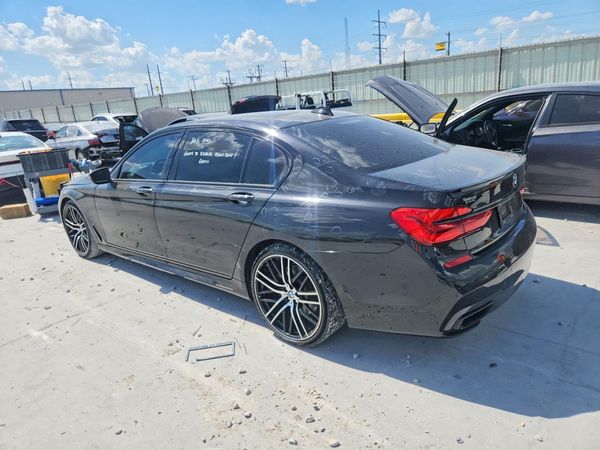 2018 BMW 750