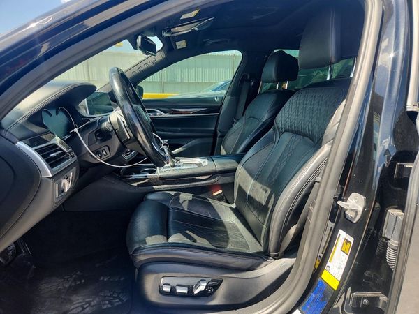 2018 BMW 750