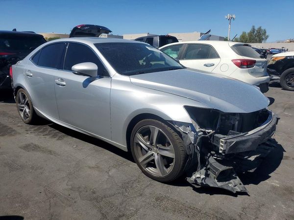 2017 LEXUS IS 200t