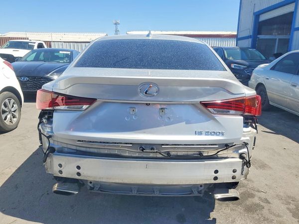 2017 LEXUS IS 200t