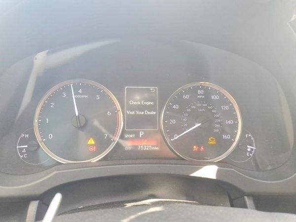 2017 LEXUS IS 200t