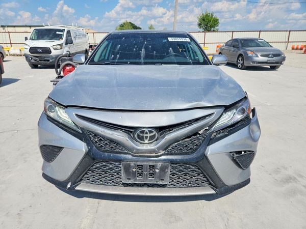 2019 TOYOTA CAMRY XSE