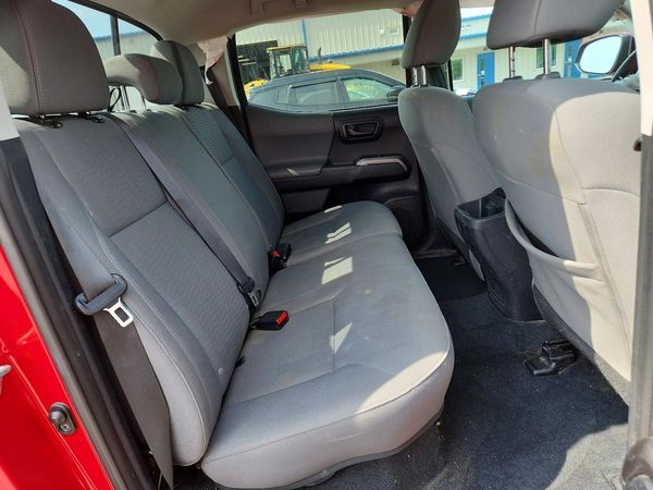 2019 TOYOTA TACOMA SR5