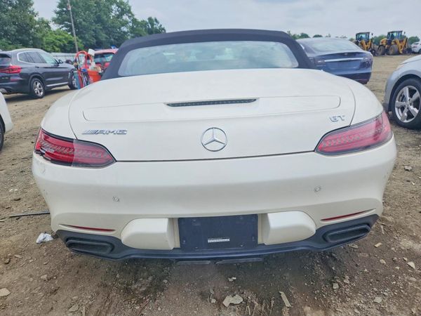2018 MERCEDES-BENZ AMG GT