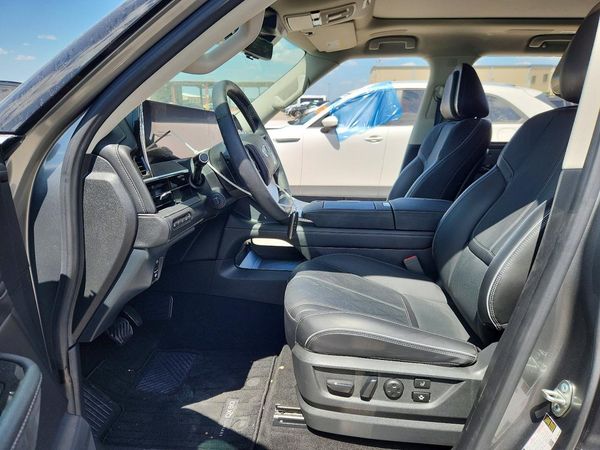 2025 INFINITI QX80