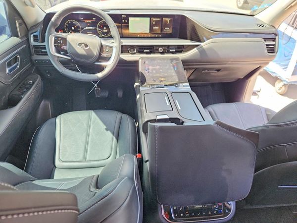 2025 INFINITI QX80
