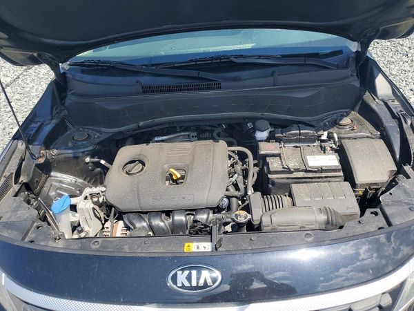 2021 KIA SELTOS LX