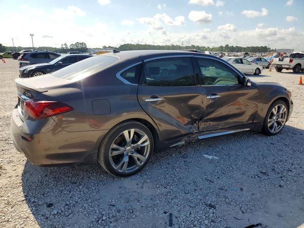 2016 INFINITI Q70L