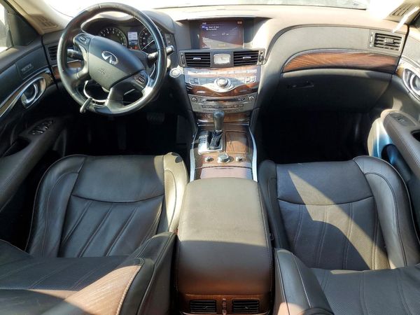 2016 INFINITI Q70L