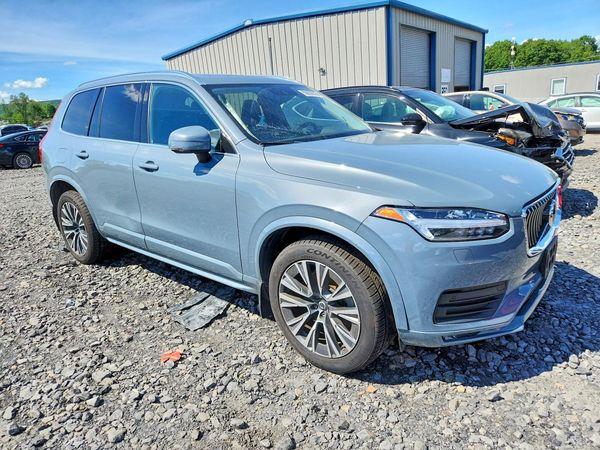2022 VOLVO XC90