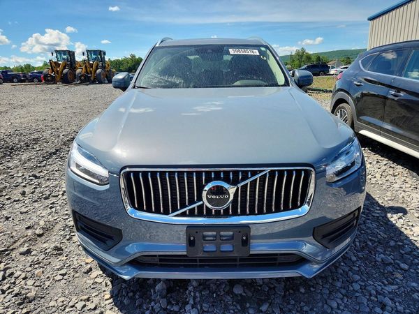 2022 VOLVO XC90