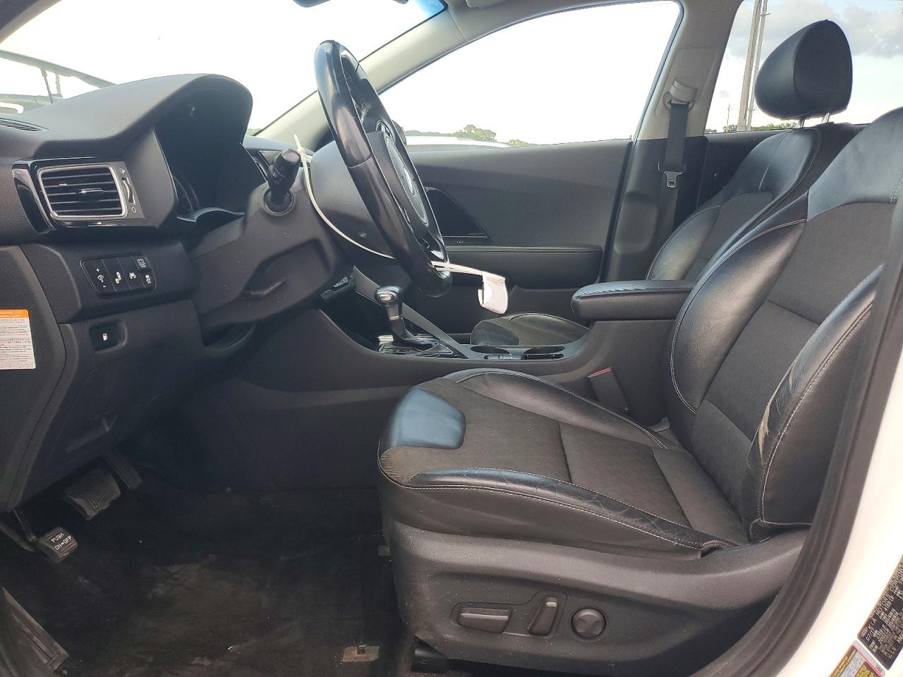 2018 KIA NIRO